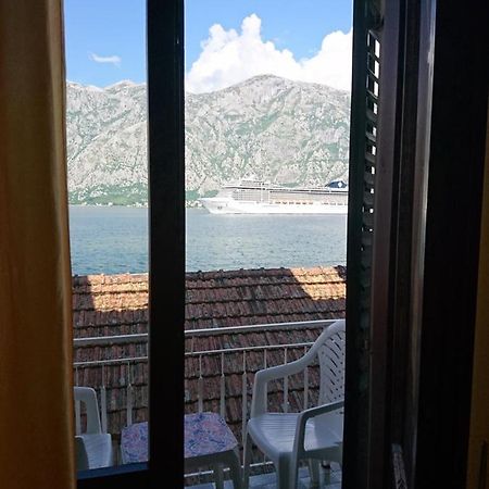 Seaside Apartments And Rooms Kotor Exterior photo